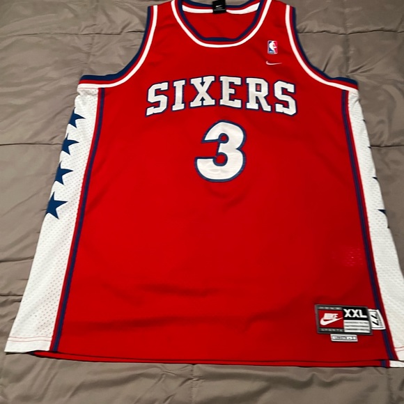 Vintage Allen Iverson 76ers jersey - Picture 2 of 6